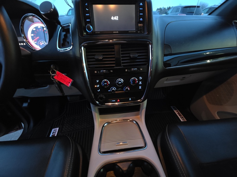 2017 Dodge Grand Caravan