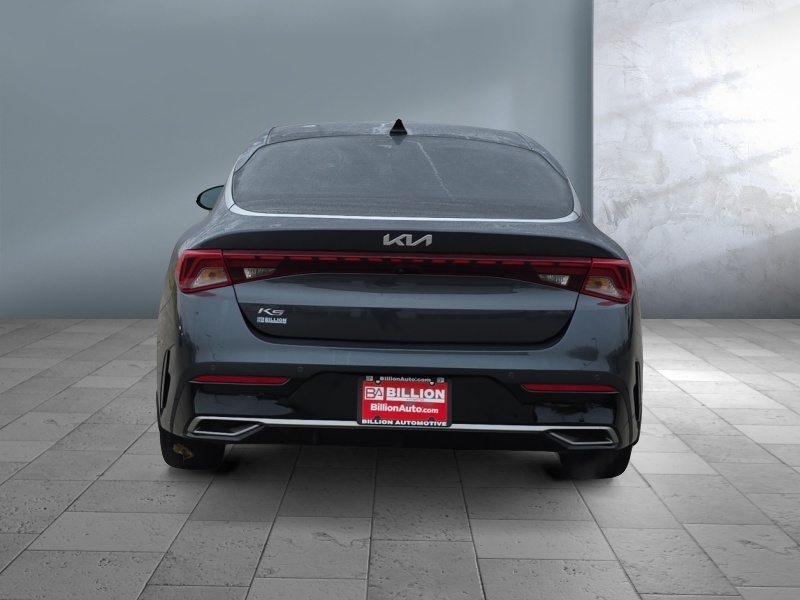 2022 Kia K5