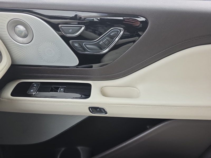 2020 Lincoln Aviator