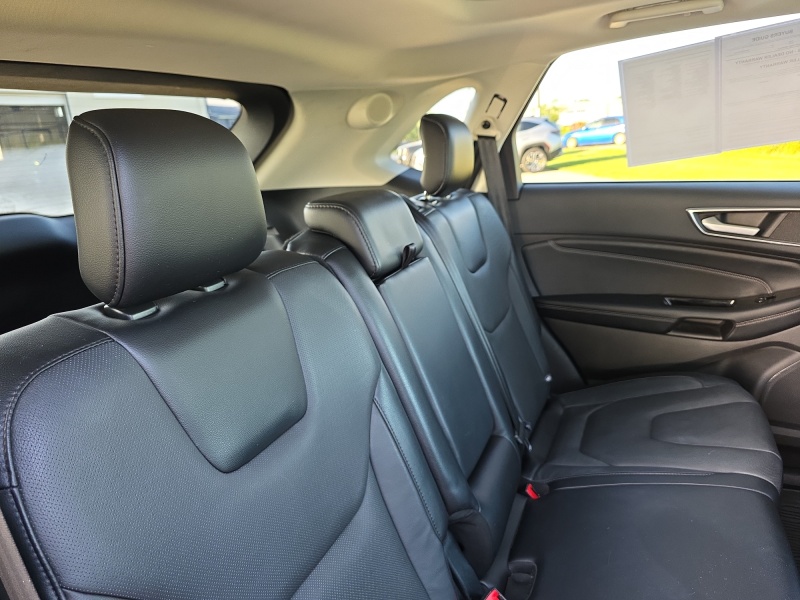2017 Ford Edge