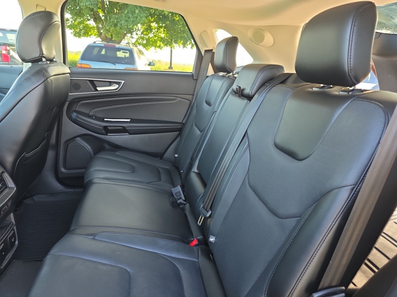 2017 Ford Edge