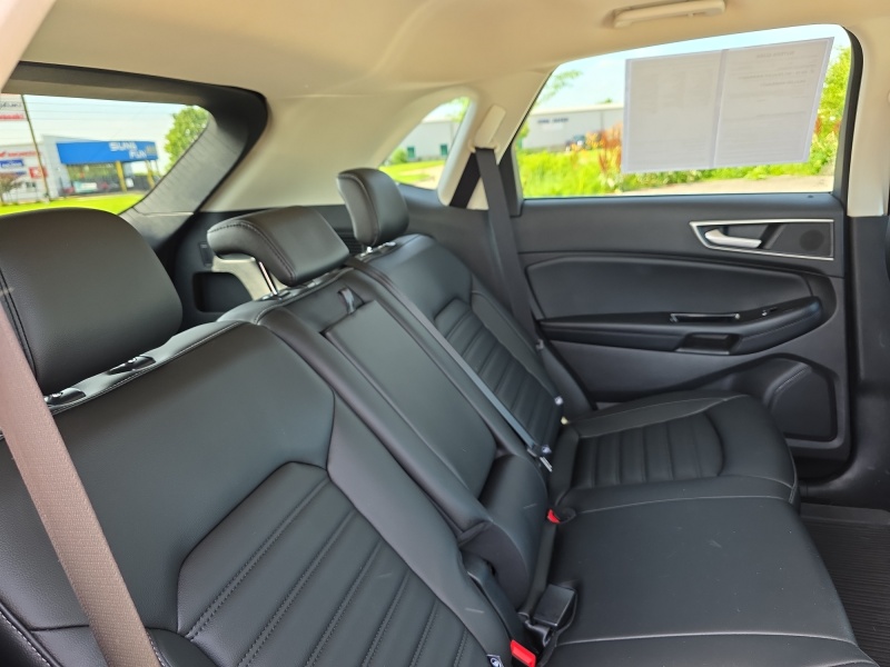 2020 Ford Edge