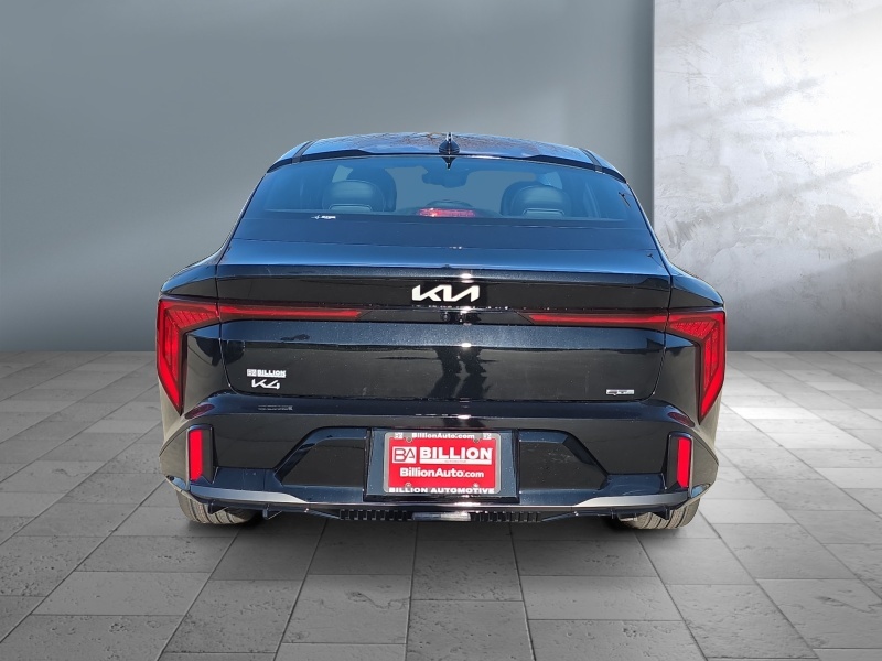 2025 Kia K4