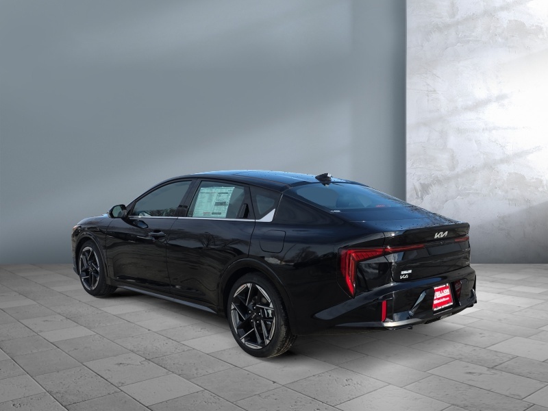 2025 Kia K4