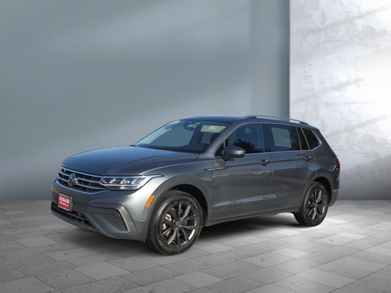 Used 2023 Volkswagen Tiguan SE Crossovers