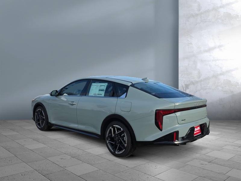2025 Kia K4