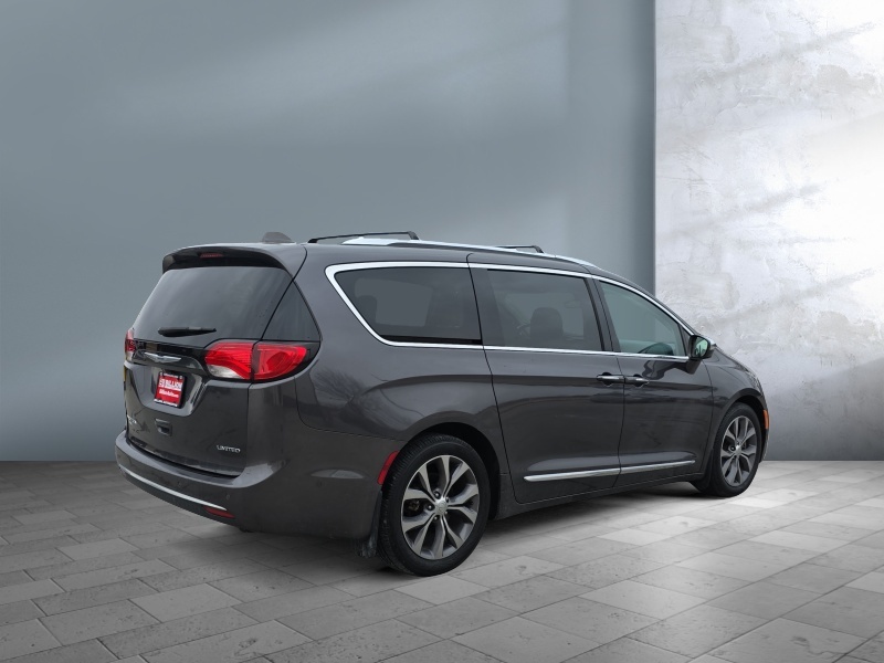 2017 Chrysler Pacifica