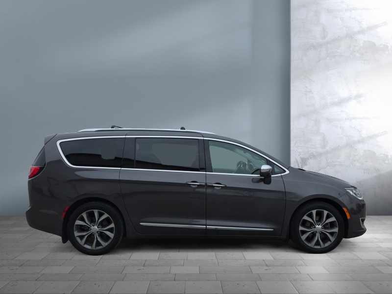 2017 Chrysler Pacifica