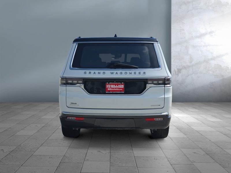 2022 Jeep Grand Wagoneer