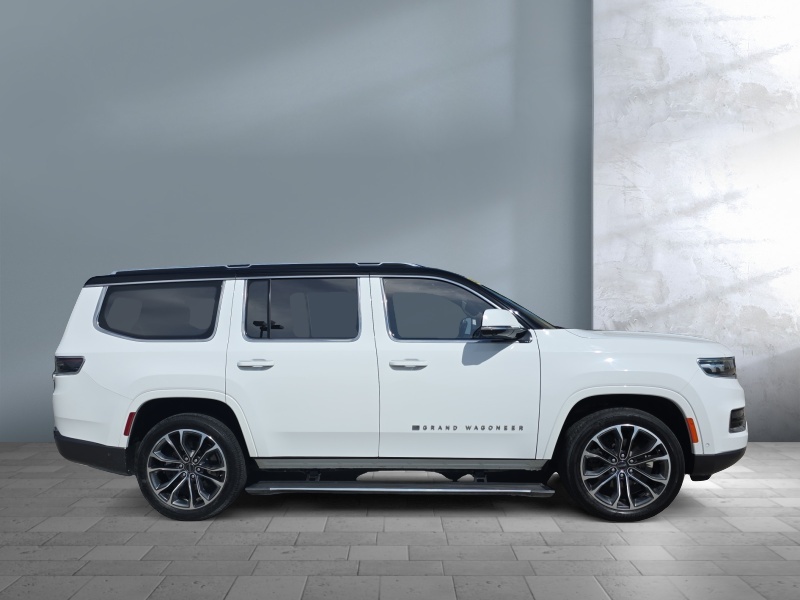 2022 Jeep Grand Wagoneer