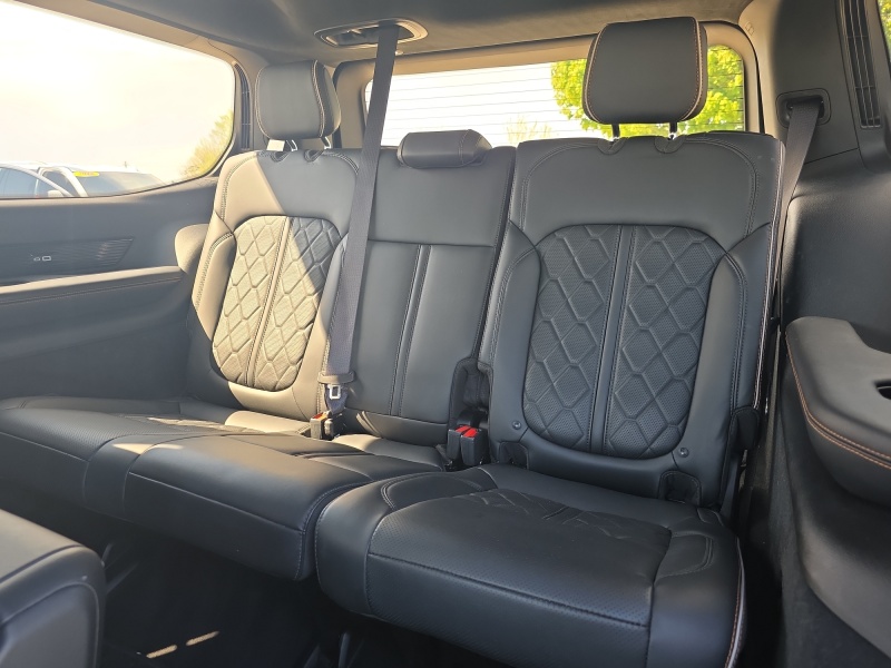 2022 Jeep Grand Wagoneer
