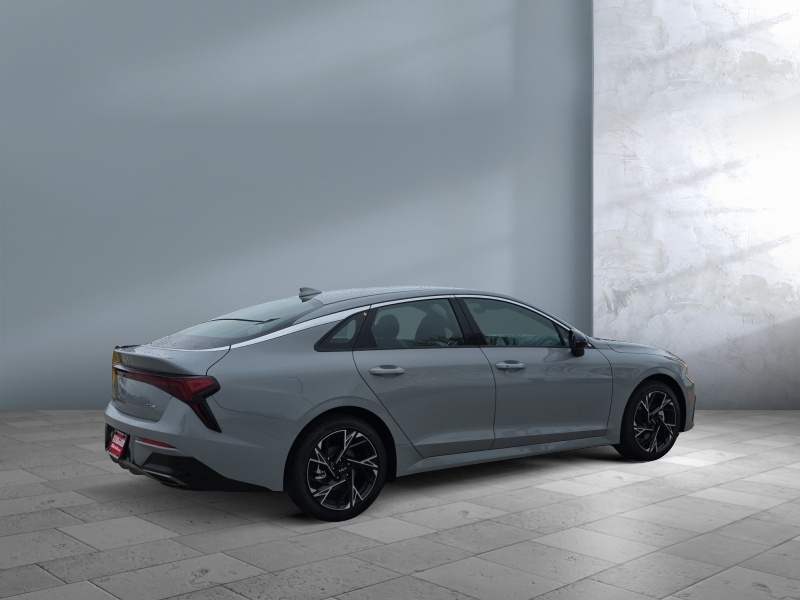 2026 Kia K5
