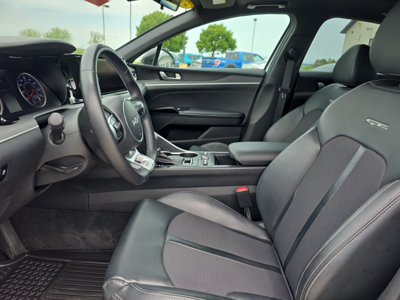 2022 Kia K5