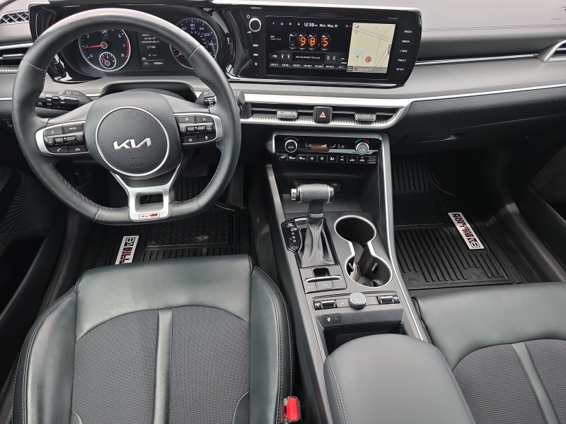 2022 Kia K5