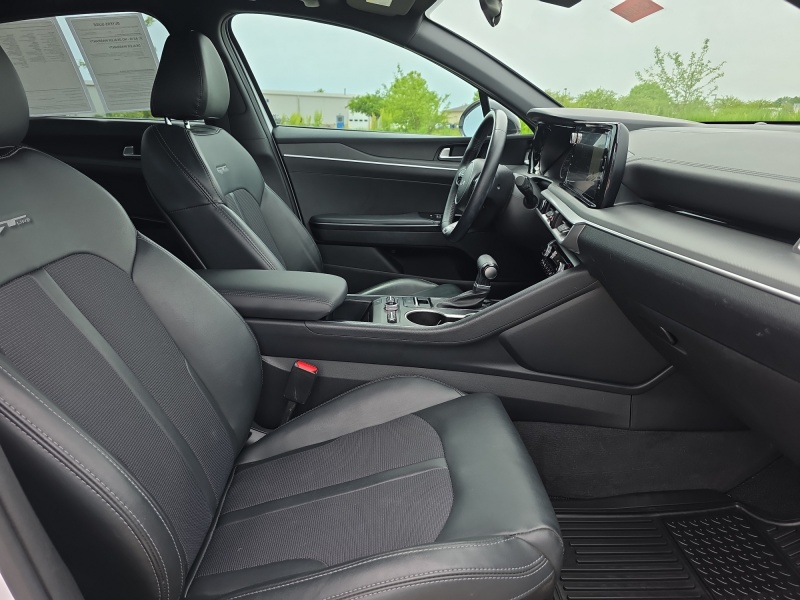 2022 Kia K5