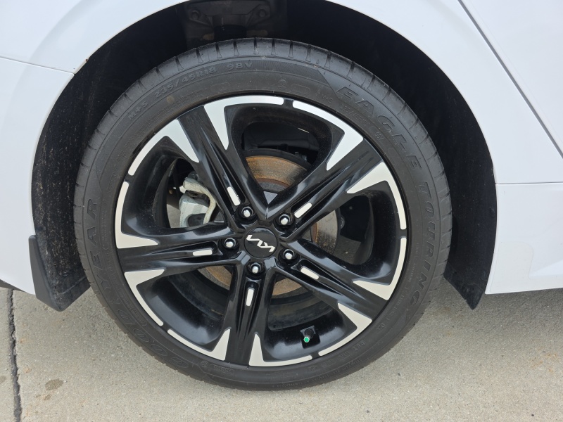 2022 Kia K5