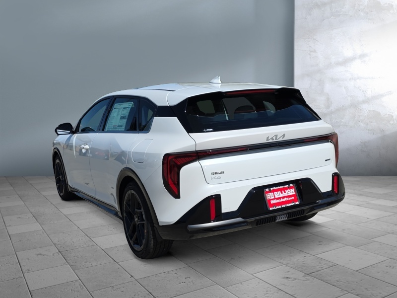 2026 Kia K4