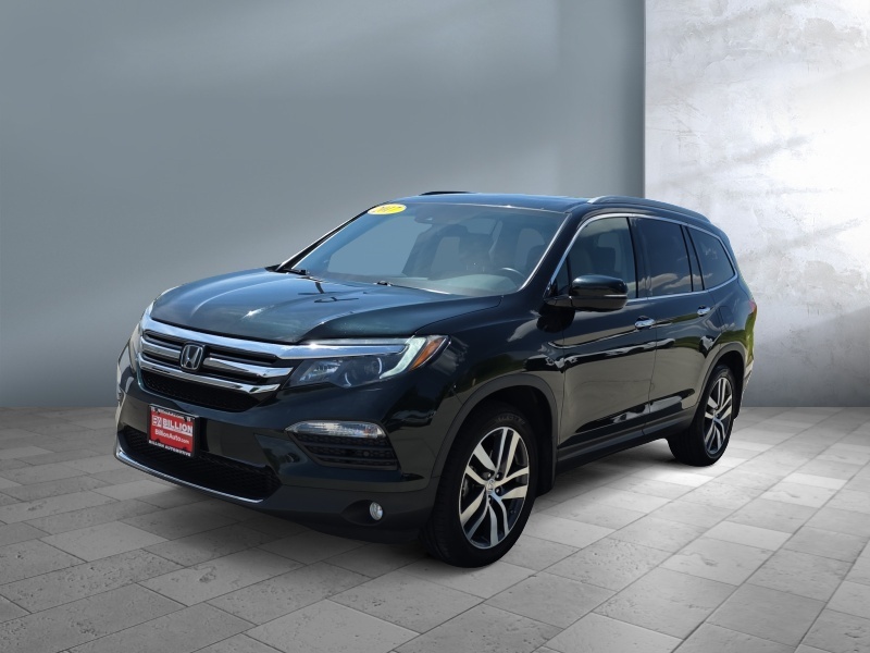 Used 2017 Honda Pilot Touring SUVs