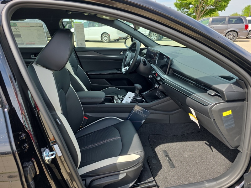 2026 Kia K5