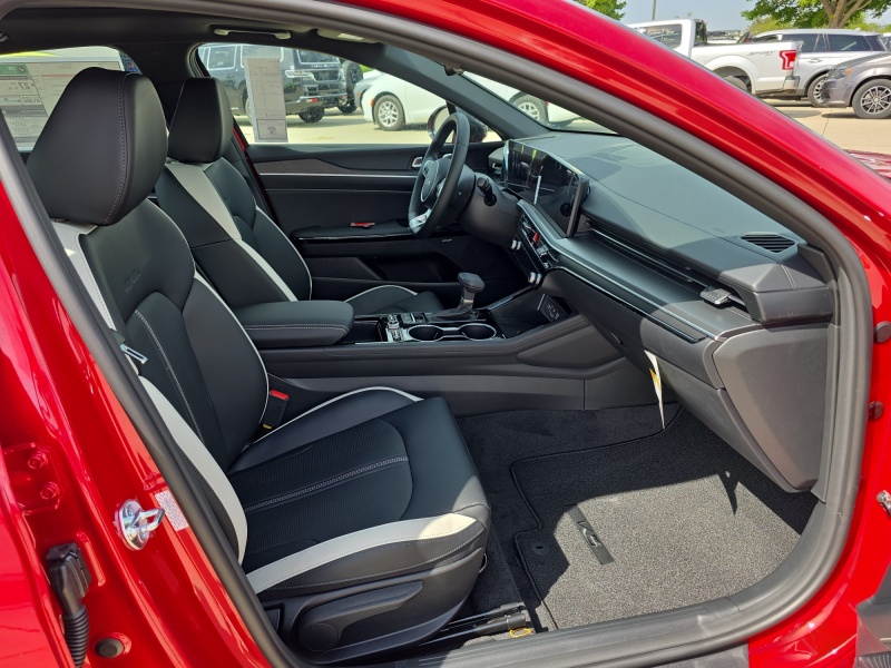 2026 Kia K5