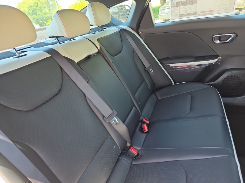 2026 Kia K4