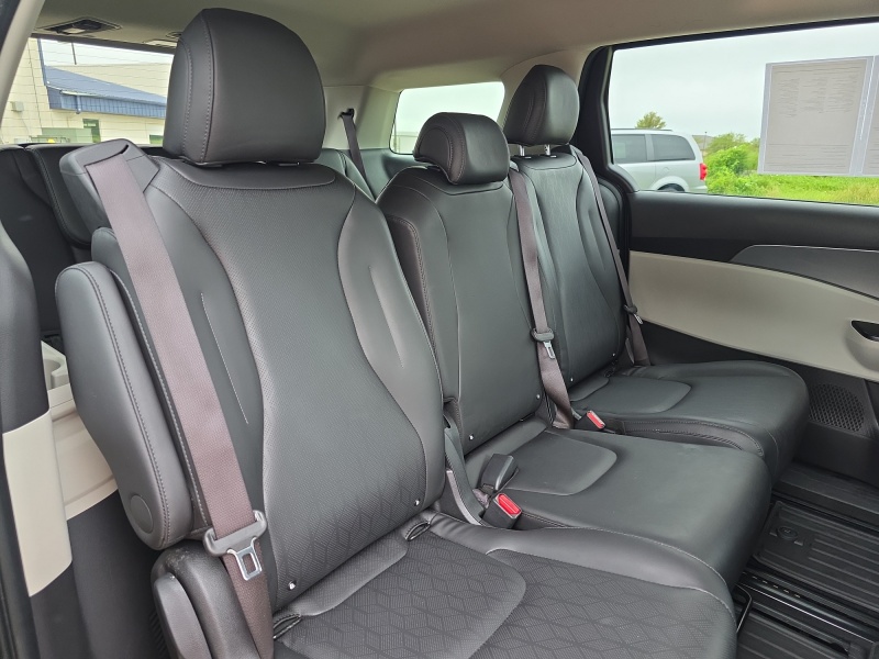 2023 Kia Carnival