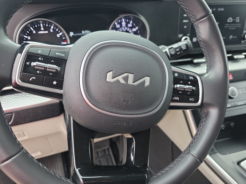 2023 Kia Carnival
