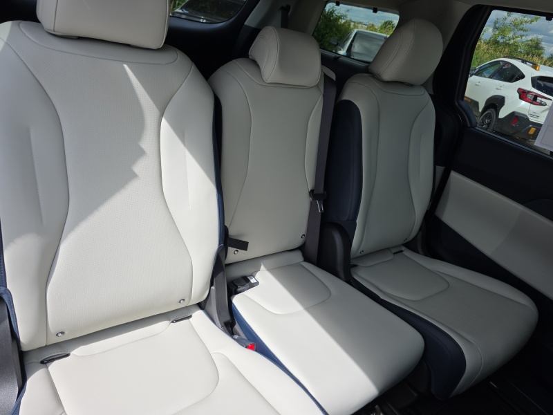 2026 Kia Carnival Hybrid