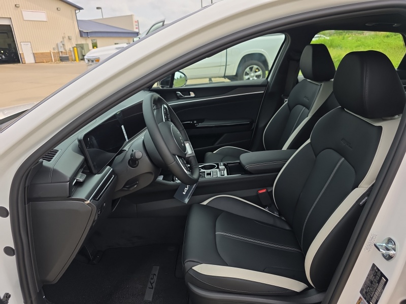 2026 Kia K5
