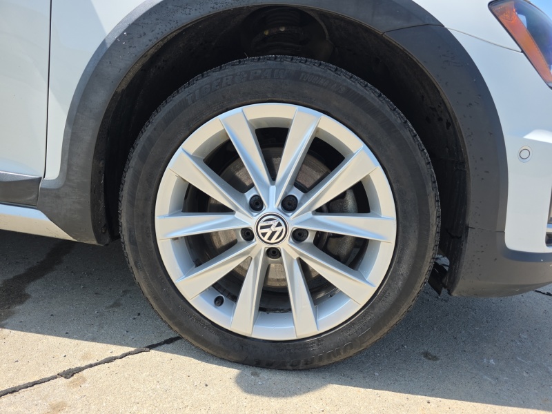 2017 Volkswagen Golf Alltrack