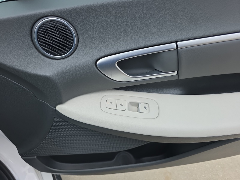 2025 Hyundai Sonata Hybrid