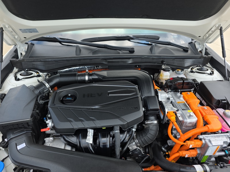 2025 Hyundai Sonata Hybrid