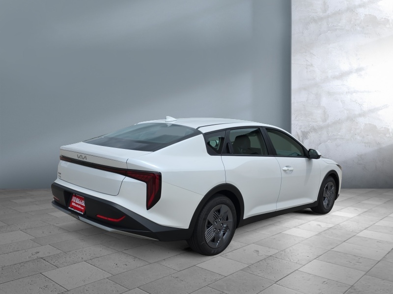 2026 Kia K4