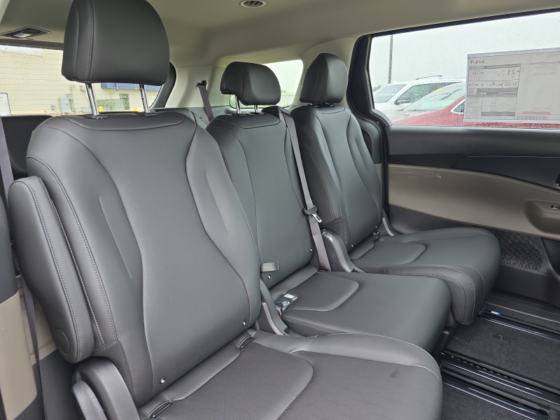 2027 Kia Carnival