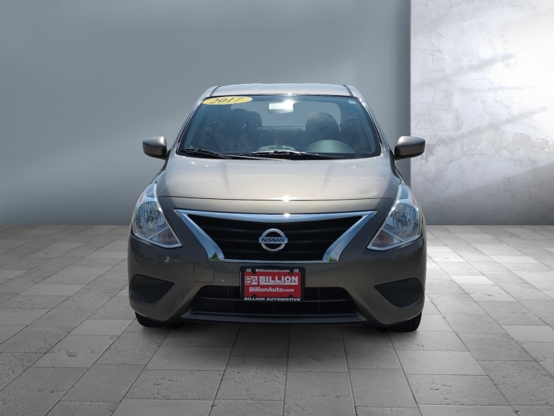 2017 Nissan Versa Sedan