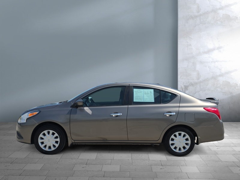 2017 Nissan Versa Sedan