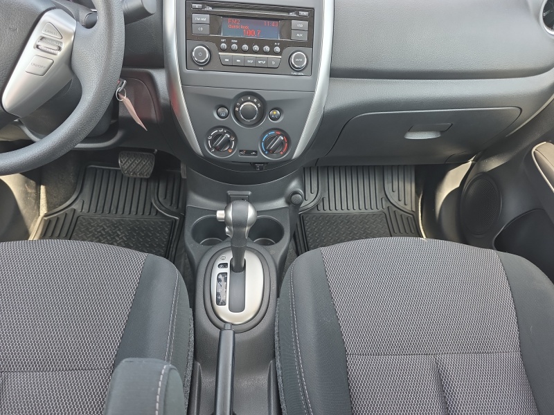 2017 Nissan Versa Sedan