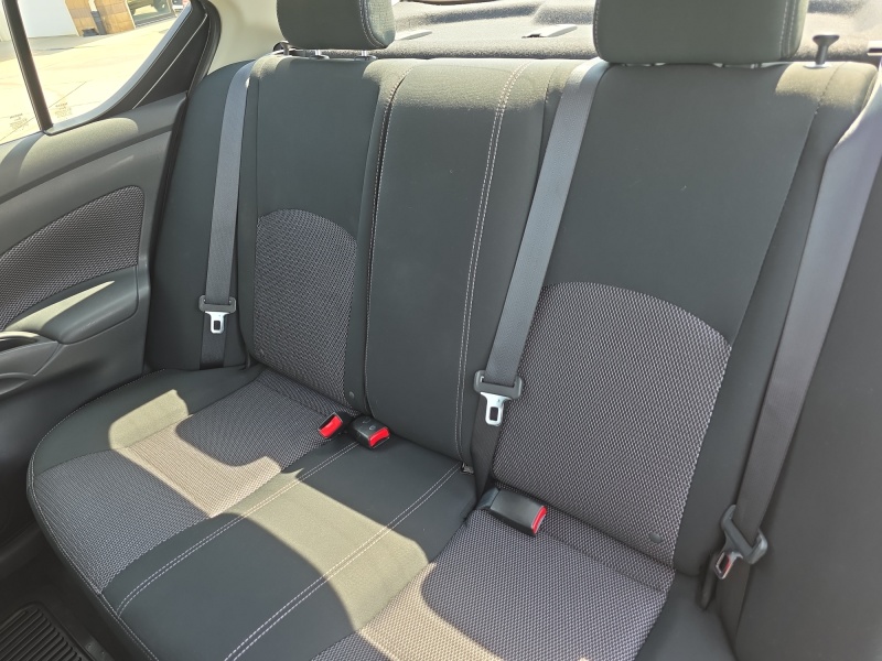 2017 Nissan Versa Sedan