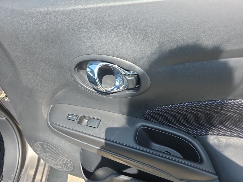 2017 Nissan Versa Sedan