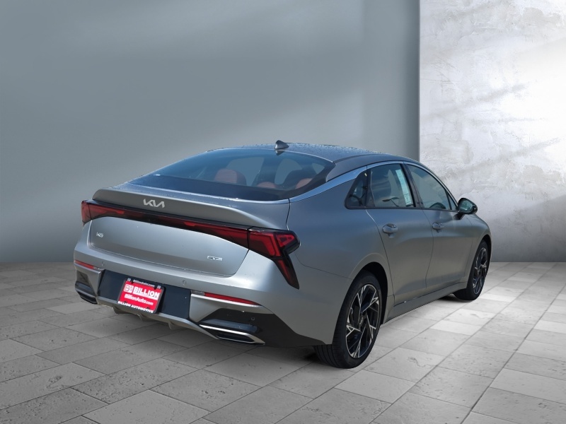 2026 Kia K5