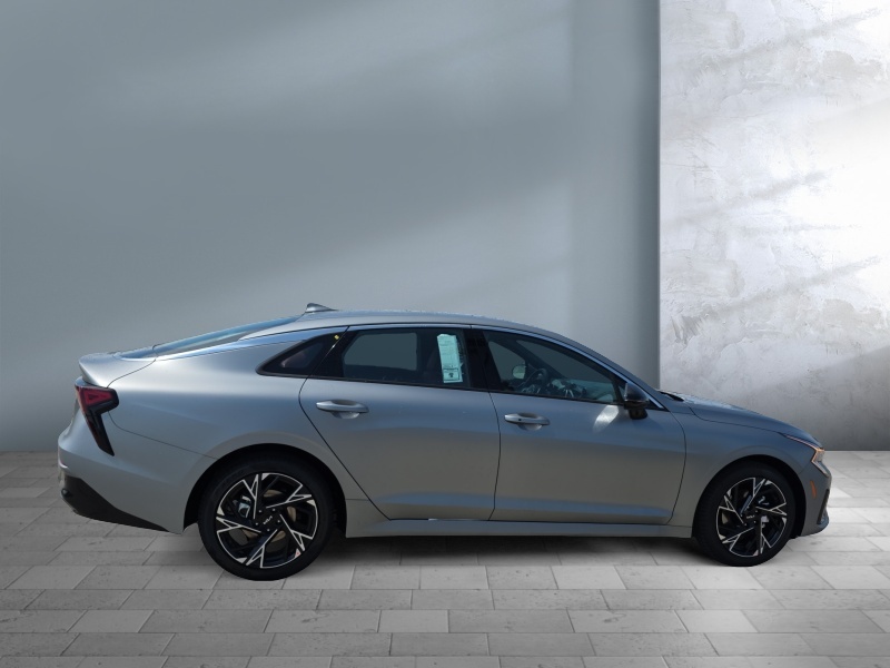 2026 Kia K5