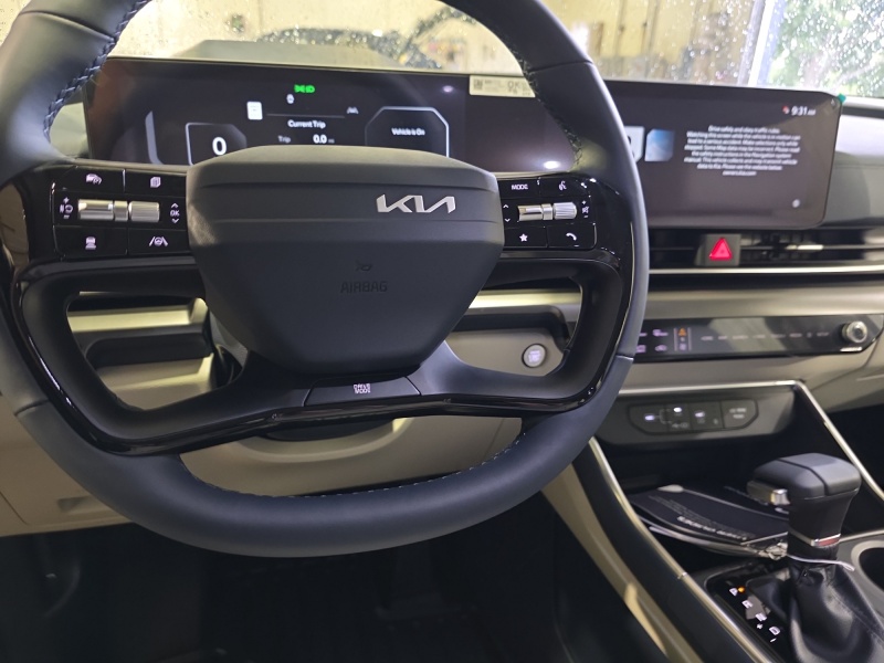 2027 Kia Carnival