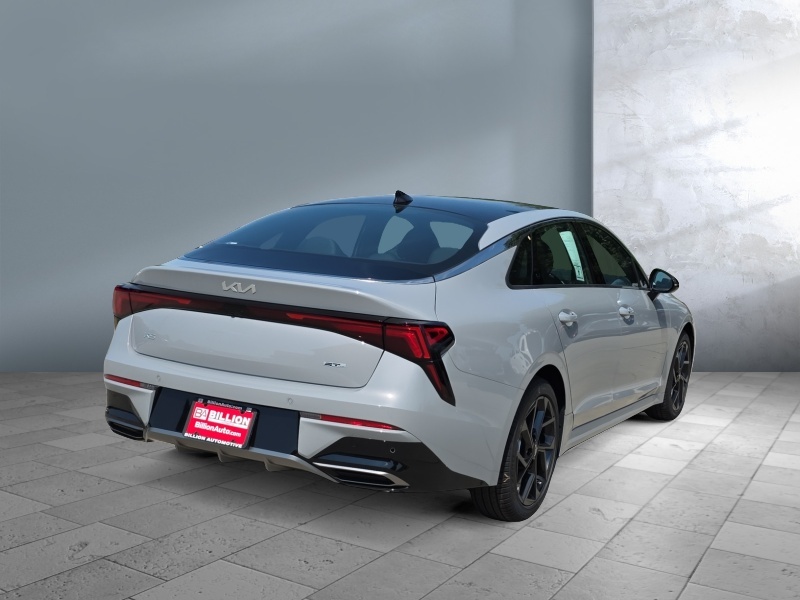2026 Kia K5