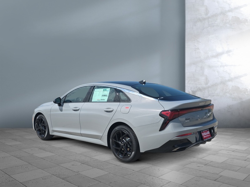 2026 Kia K5