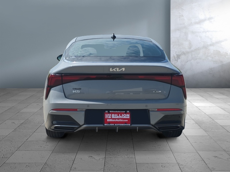 2026 Kia K5