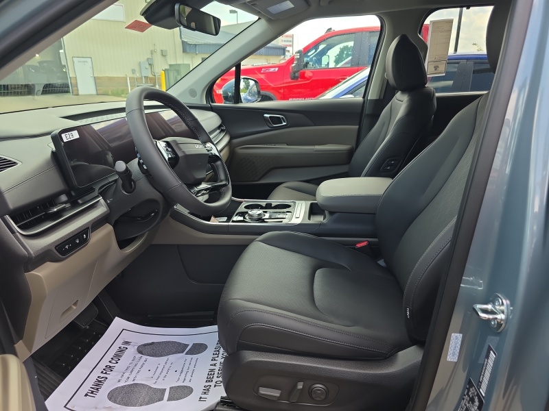 2027 Kia Carnival Hybrid