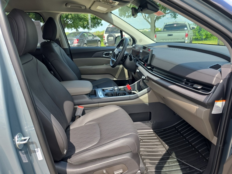 2027 Kia Carnival Hybrid