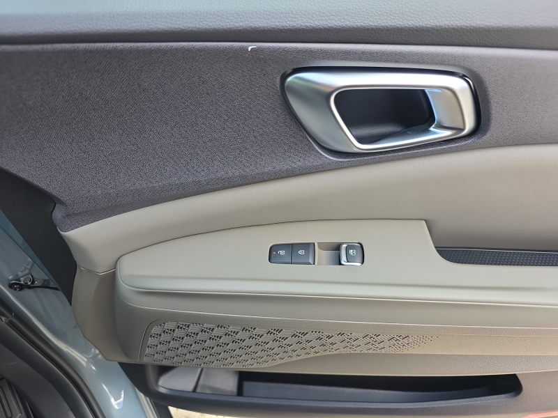 2027 Kia Carnival Hybrid