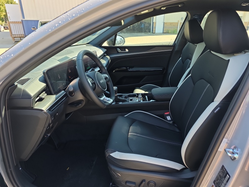 2026 Kia K5