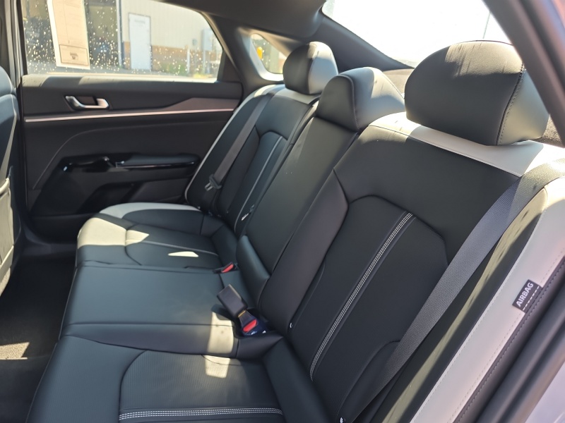 2026 Kia K5